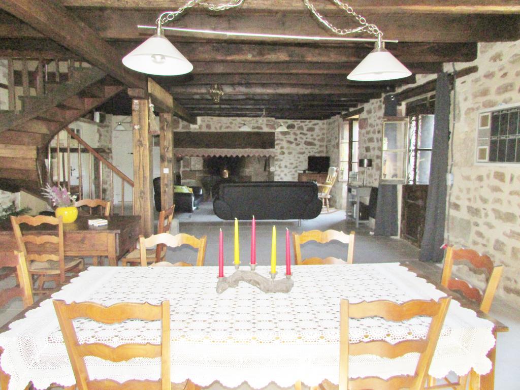 Ecuries de Saint Maurice- Maison d'hôtes de Gondou Lacapelle-Marival Extérieur photo